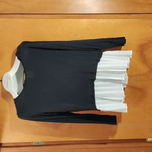 ✨Michael kors women's size large black shirt